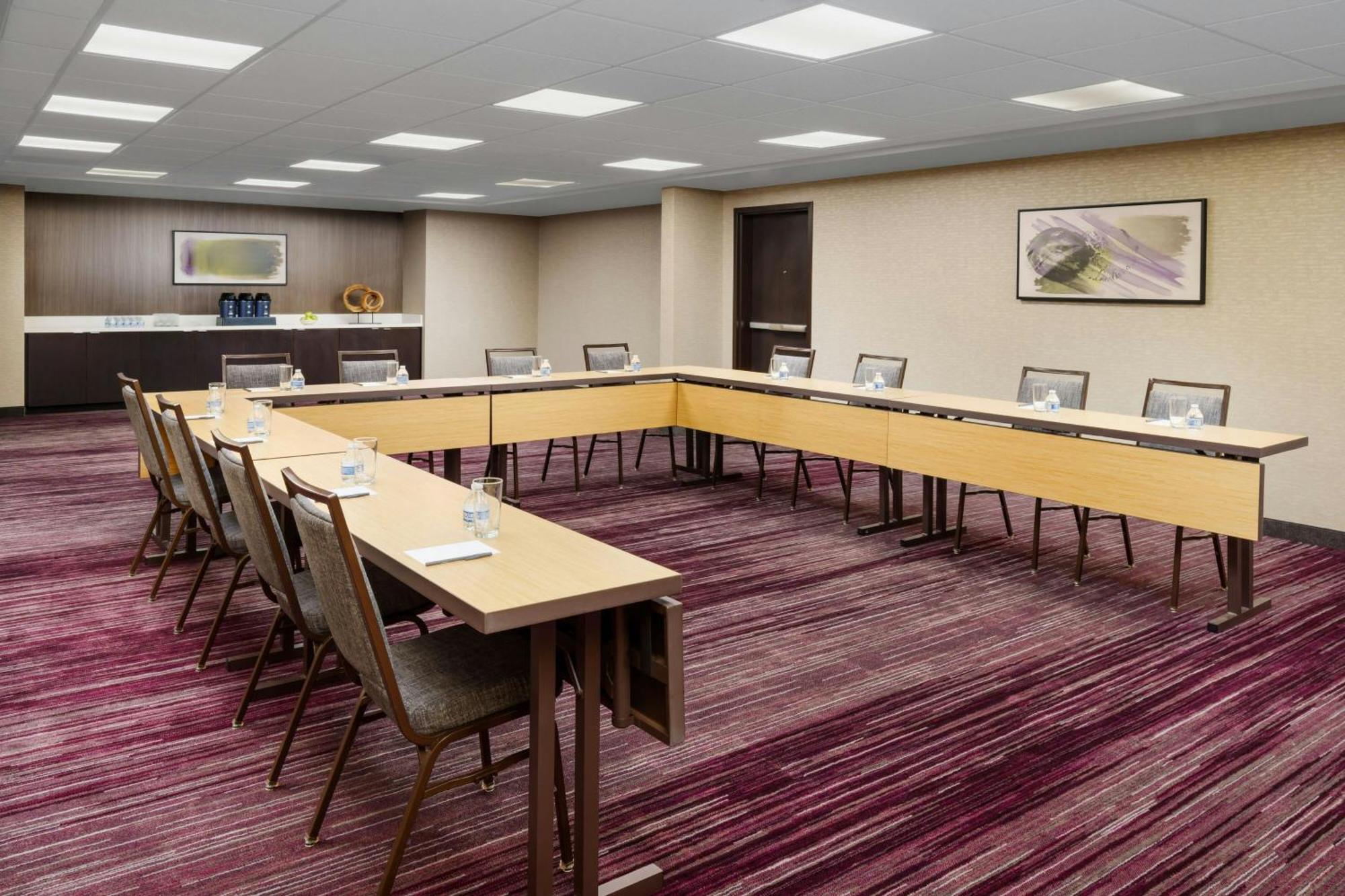 Courtyard By Marriott Palmdale Hotel Exterior photo